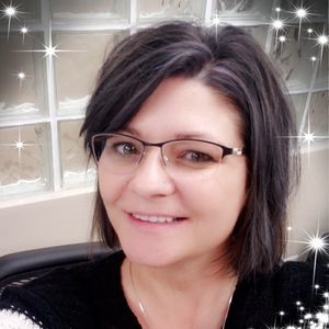 Meet your Posher, Jenn